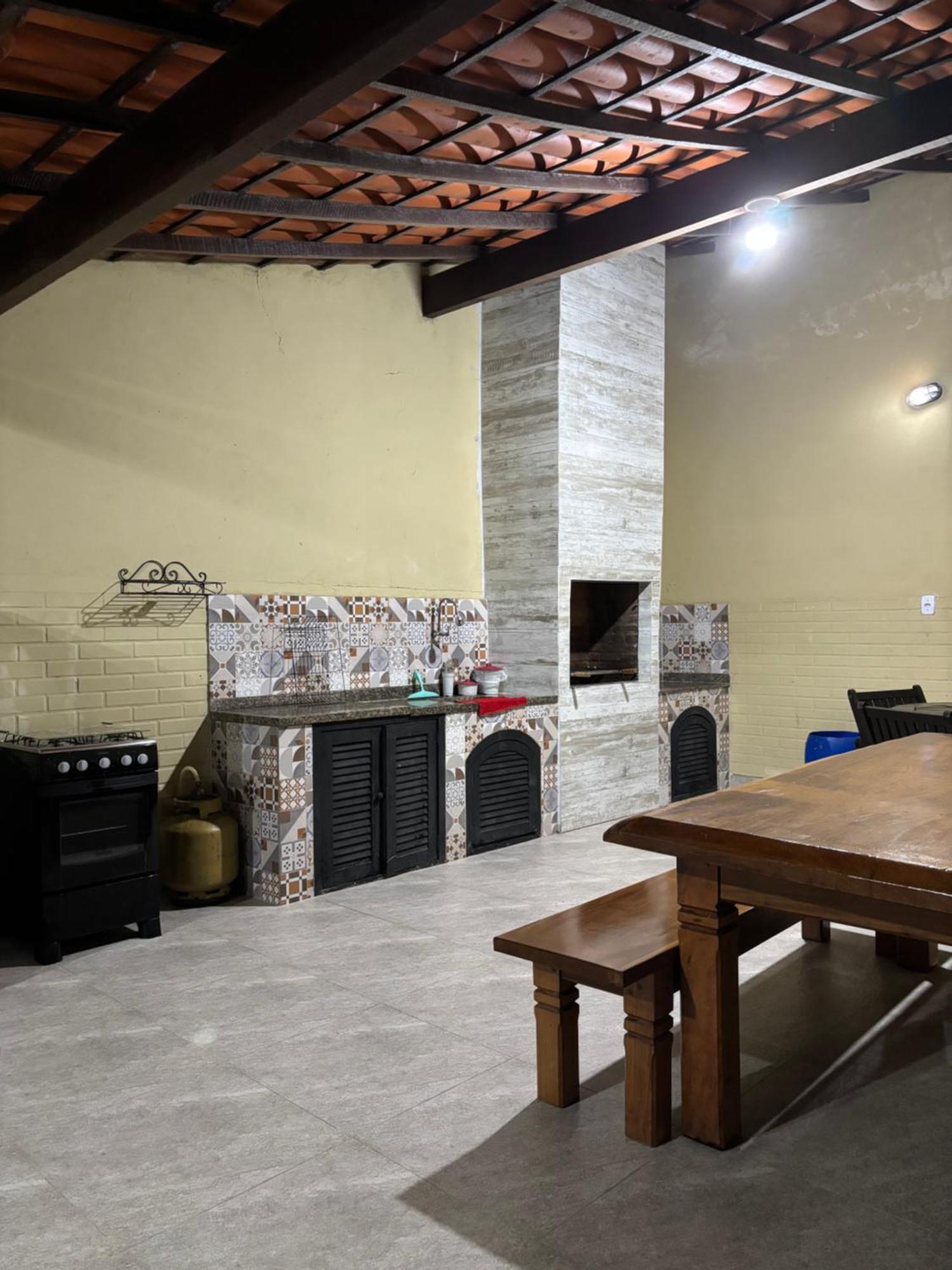Orla 500 - Casa Inteira 15 Pessoas - Com Piscina - 500 Metros Da - Churrasqueira E Muito Сasa de vacaciones *