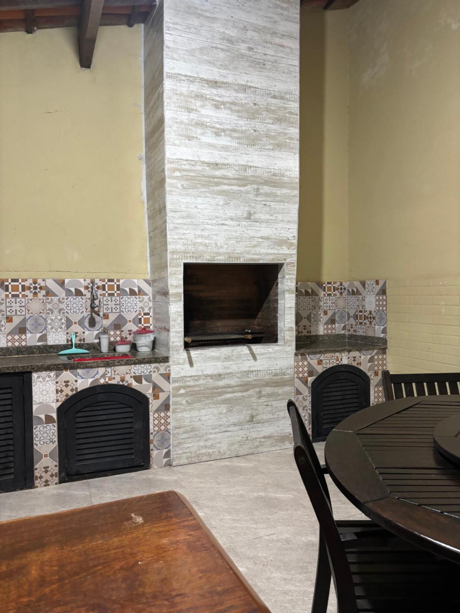 Orla 500 - Casa Inteira 15 Pessoas - Com Piscina - 500 Metros Da - Churrasqueira E Muito Cabo Frío